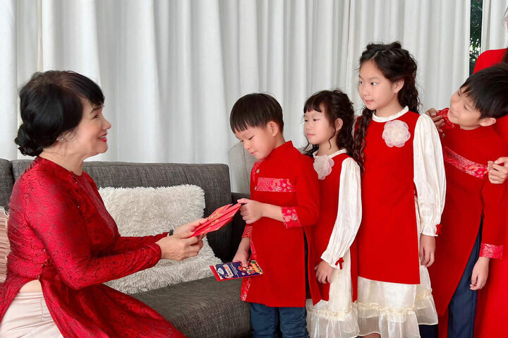 Chúc Tết họ hàng